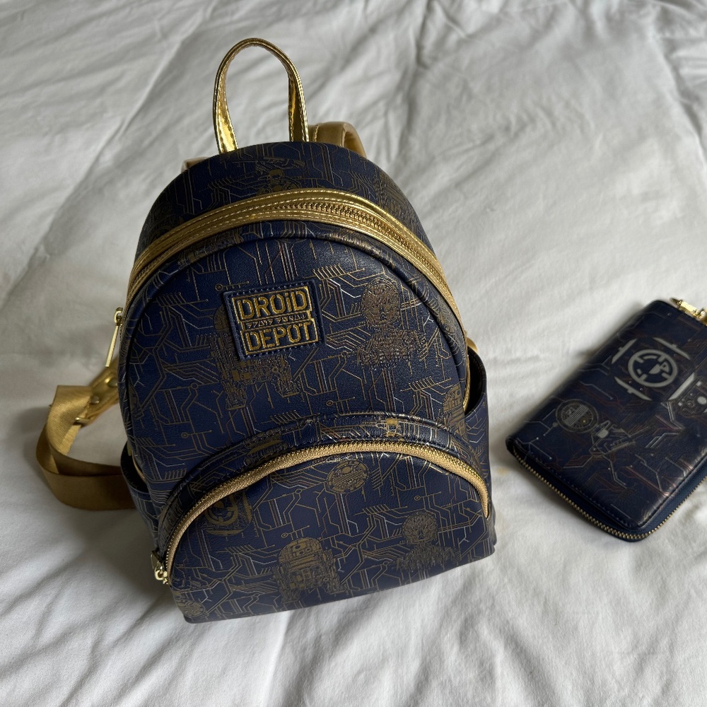 Star Wars Galaxys Edge Droid Depot Backpack & Wallet Set